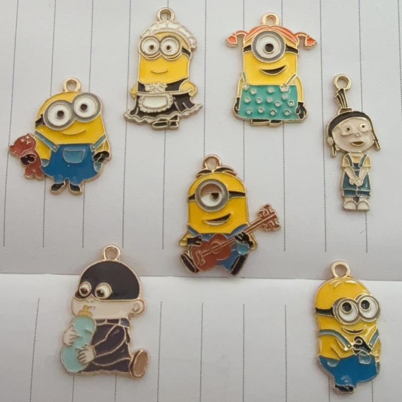 Pendentif en alliage à motif d - Party Games Spy avis et prix
